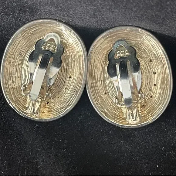 Vintage Gold and Black 80’s Crystal Clip Earrings - Picture 2 of 2